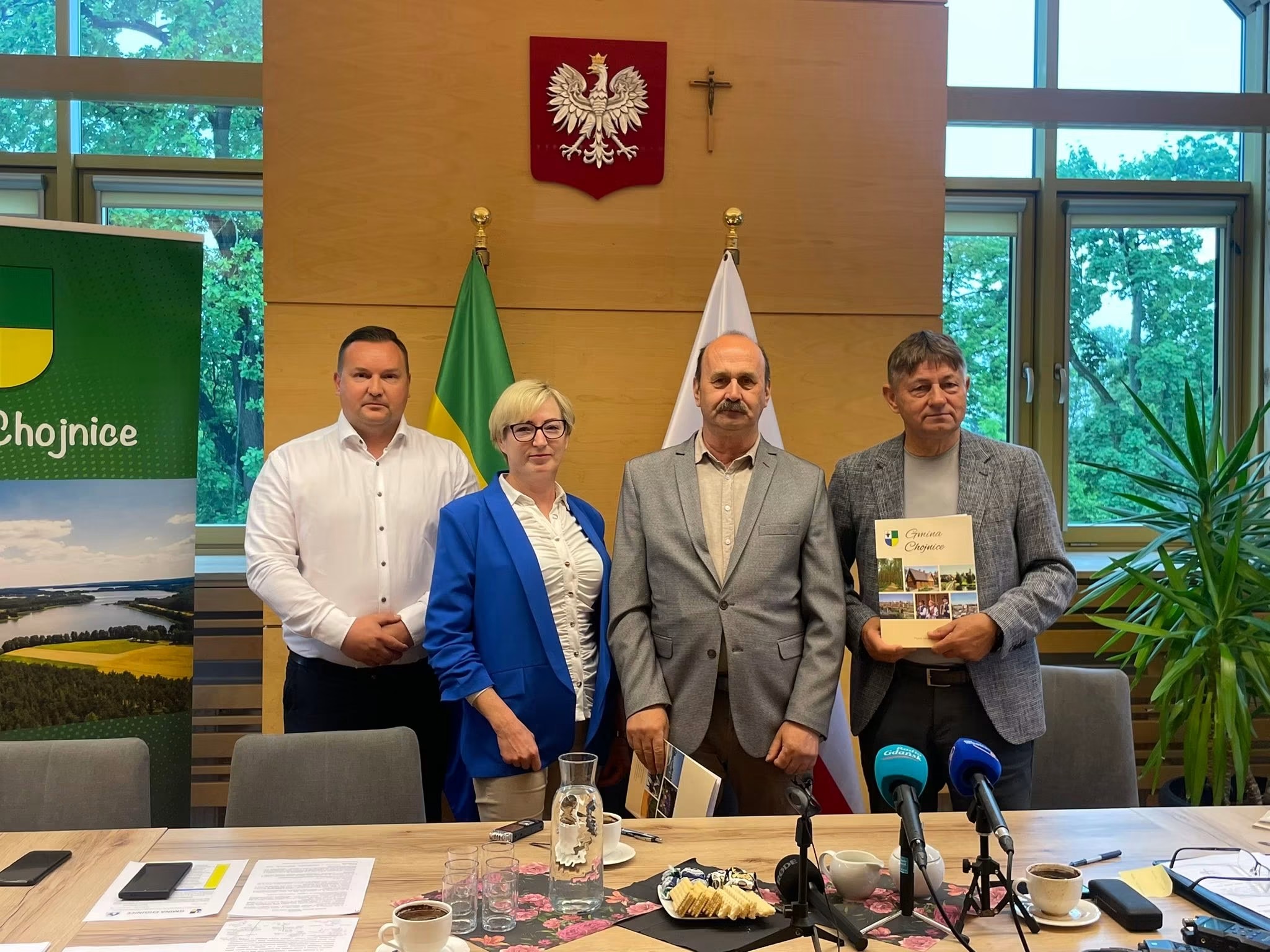 Umowę na&nbsp;przebudowę świetlicy wiejskiej w&nbsp;Granowie podpisał w&nbsp;imieniu wykonawcy Pan Grzegorz Ważyński