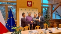 Podpisano umowę na budowę dróg w obrębie ul. Ogrody w miejscowości Charzykowy