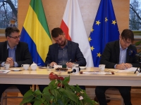 Podpisanie umowy na budowę ścieżki rowerowej wzdłuż drogi powiatowej nr 2643G na odcinku Nowa Cerkiew - Lotyń